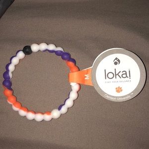 Clemson Lokai